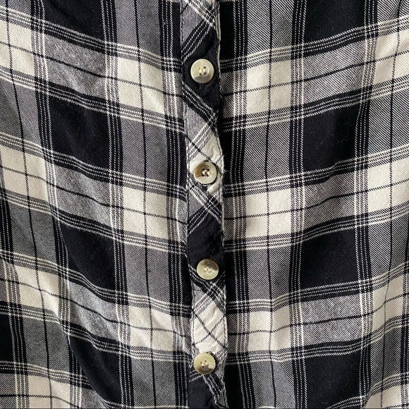 Tolani Collection Plaid Button-Down Shirt - Picture 3 of 6